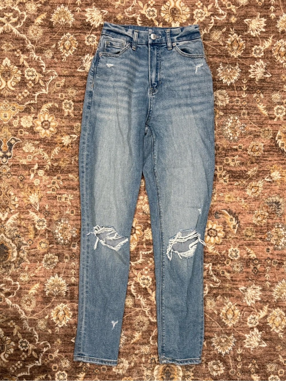 American Eagle Outfitters High-Rise Distressed Curvy Mom Jeans